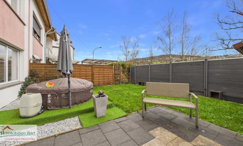 MERZIG: STADTNAHE DUPLEX-WOHNUNG MIT GARTEN UND 3 SCHLAFZIMMERN!