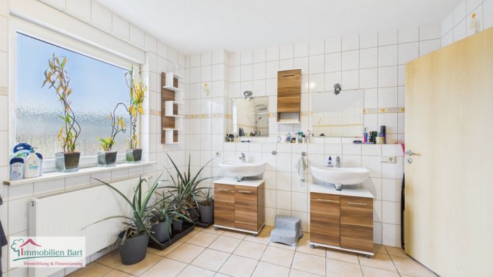 VIS À VIS L-WORMELDANGE: FAMILIENGLÜCK IN TOP WOHNLAGE VON WINCHERINGEN!