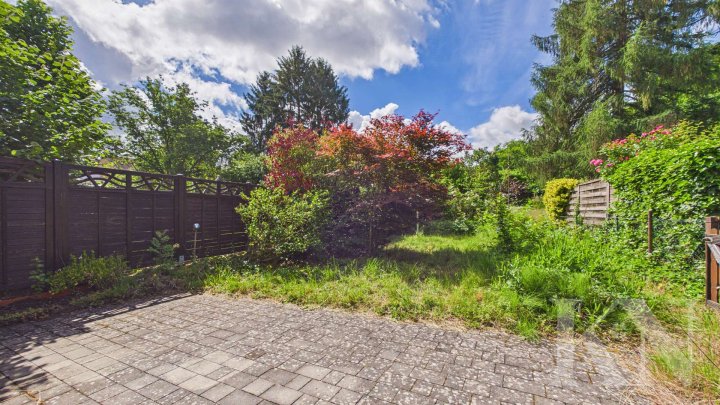 Nähe Universität: Zwei Eigentumswohnungen mit Garten, Balkon & Terrasse