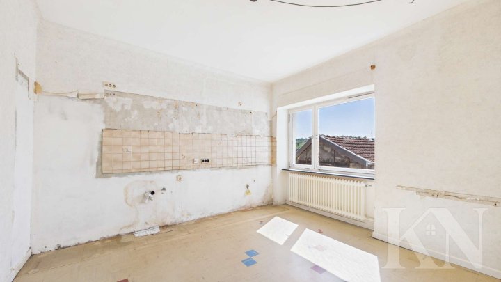 Ihr neues Zuhause in Quierschied – Doppelhaushälfte mit Balkon und Garage