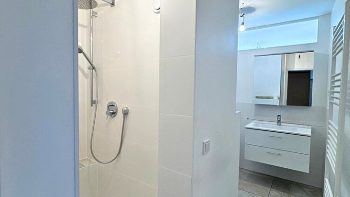 Helle 2,5-ZKB-Wohnung mit Balkon und schönem Weitblick
