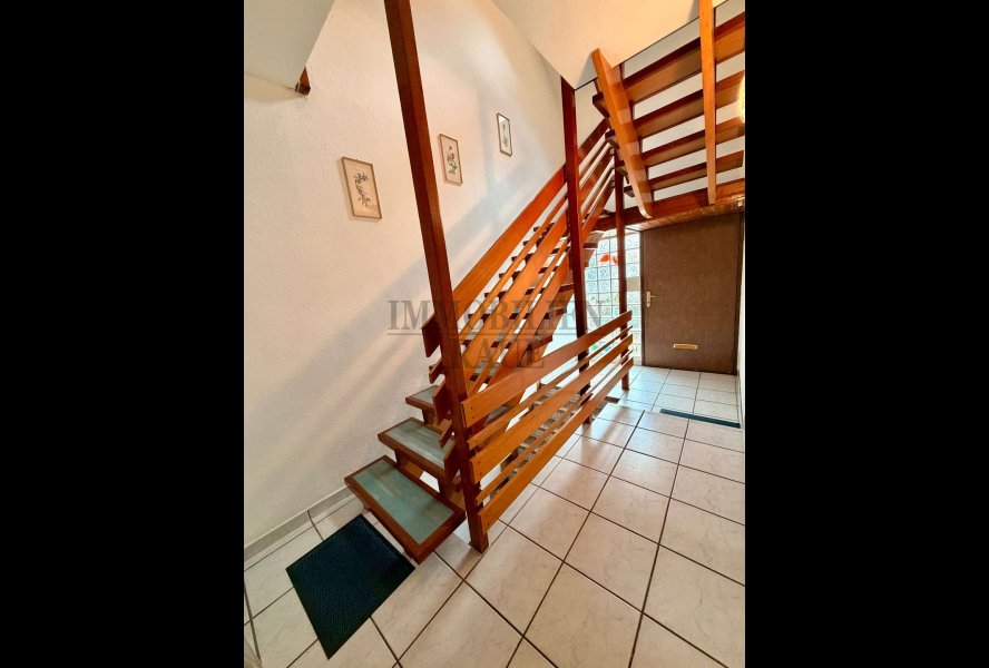 Treppenhaus im EG