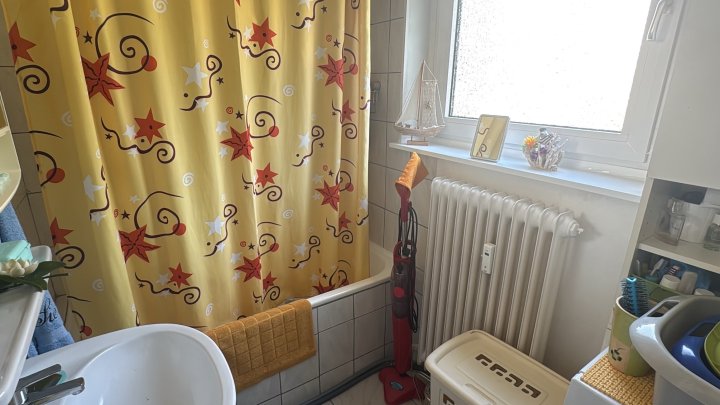 Gepflegte 2-Zimmer-Eigentumswohnung mit Balkon in Saarlouis-Picard