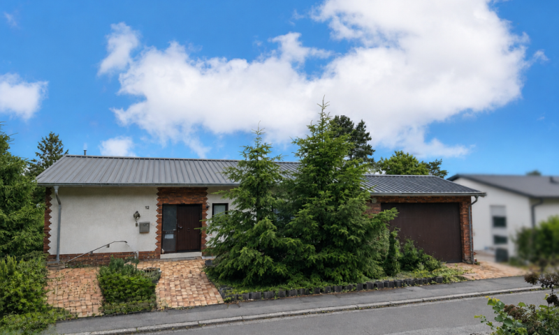 Freistehender Split-Level-Bungalow in Top-Lage von Spiesen-Elversberg!