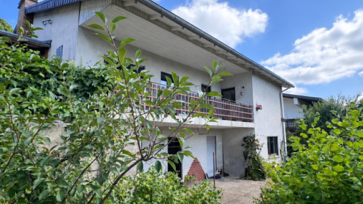 Freistehender Splitlevel-Bungalow in Top-Lage von Spiesen-Elversberg!