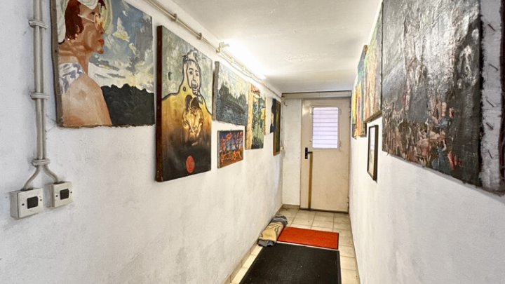 Gepflegtes 3-Familienhaus mit Garagen und Garten auf dem Heidstock