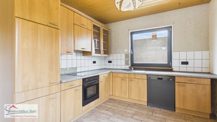 LOSHEIM-OT: GEMÜTLICHES WOHNHAUS IN RUHIGER LAGE MIT EINEM GROßEN GARTEN