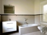 Badezimmer Wohnung EG