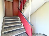 Treppe zur Wohnungstür
