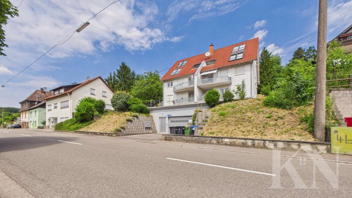 Gepflegte Eigentumswohnung mit Fernblick und Balkon in Saarbrücken-Eschringen