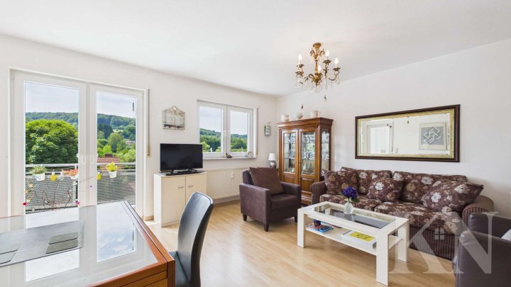 Gepflegte Eigentumswohnung mit Fernblick und Balkon in Saarbrücken-Eschringen