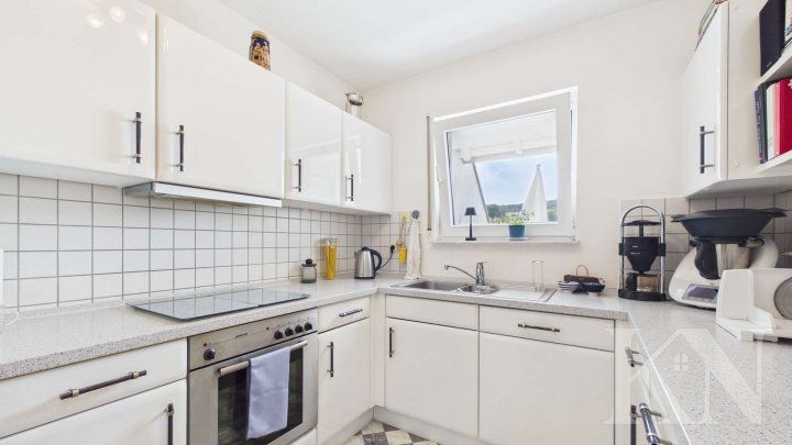 Gepflegte Eigentumswohnung mit Fernblick und Balkon in Saarbrücken-Eschringen