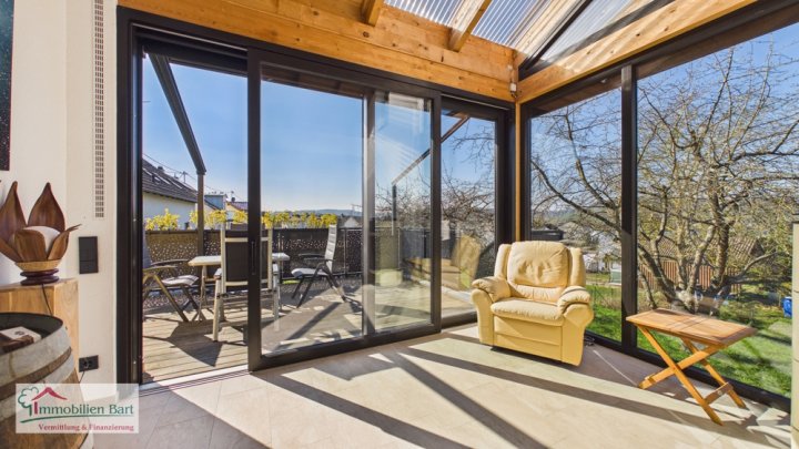 NEUWERTIGES BIO-SOLAR-HAUS MIT 63 M² GARAGE AN DER LUXEMBURGISCHEN GRENZE