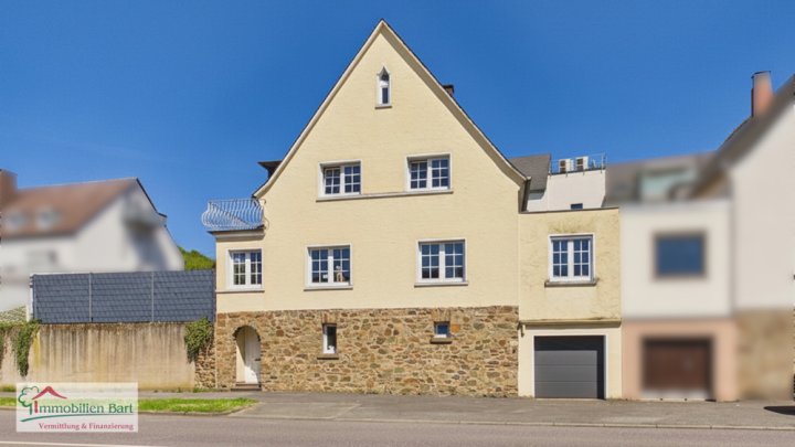 TRIER-OLEWIG: EINFAMILIENHAUS MIT GARTEN UND GARAGE