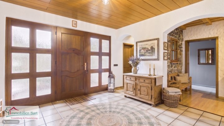 GEPFLEGTES WOHNHAUS MIT TOLLEM GARTEN!