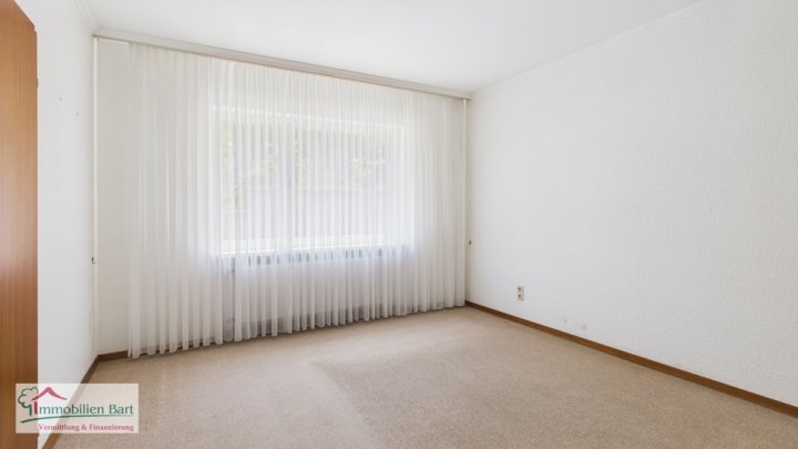 GEPFLEGTES WOHNHAUS MIT EINLIEGERWOHNUNG IN TOP LAGE VON METTLACH!