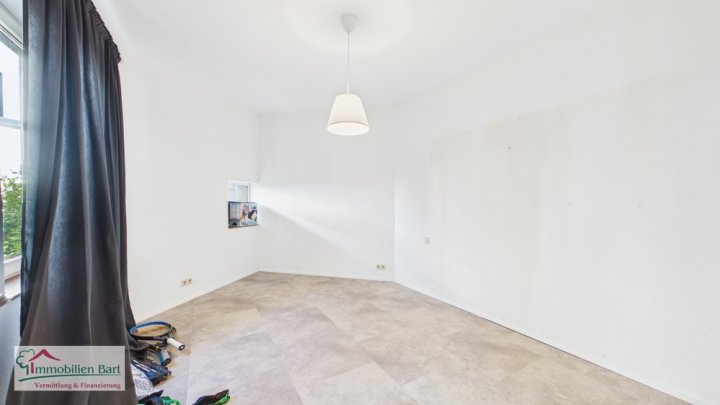 FREMERSDORF: ARCHITEKTENHAUS / EINLIEGERWOHNUNG / GARTEN / GARAGE!