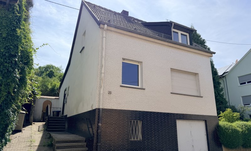 Sanierungsobjekt für Handwerker / Anleger in ruhiger Lage