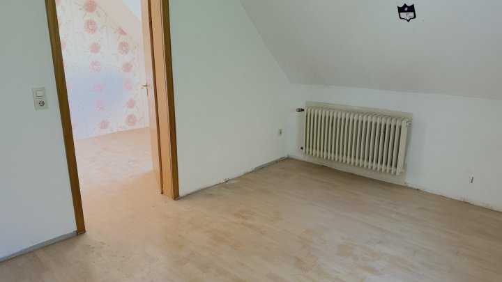 Sanierungsobjekt für Handwerker / Anleger in ruhiger Lage