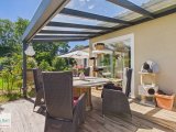 überdachte Terrasse