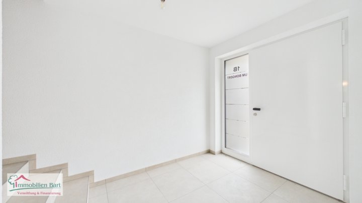 L-STADTBREDIMUS: NEUBAU DHH / 128 M² / 3 SZ / RUHIGE WOHNLAGE
