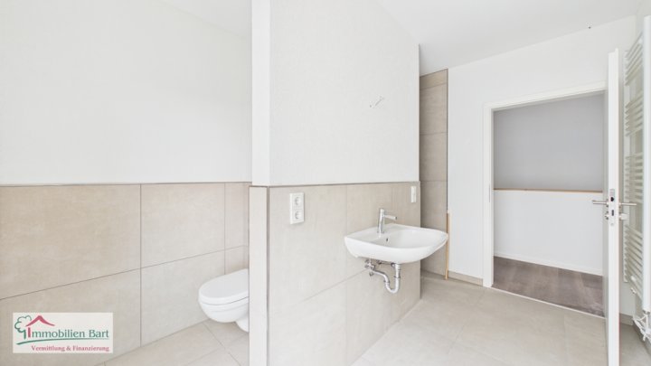 L-STADTBREDIMUS: NEUBAU DHH / 128 M² / 3 SZ / RUHIGE WOHNLAGE