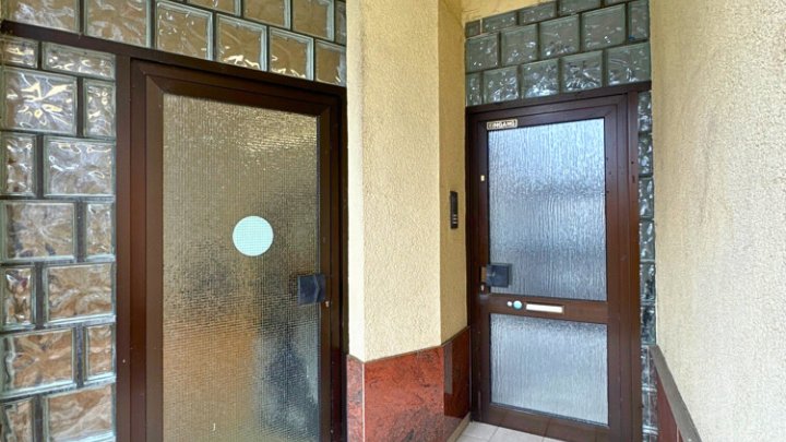 Großzügiges Wohn- und Geschäftshaus, 410m² Gesamtfläche in ruhiger Seitenstraße