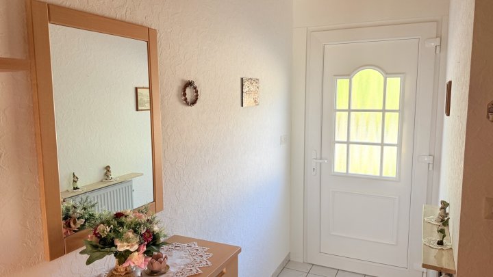Gepflegtes Reihenmittelhaus mit Garten, Terrasse und Balkon in Heusweiler zu verkaufen