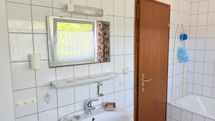 Gepflegtes Reihenmittelhaus mit Garten, Terrasse und Balkon in Heusweiler zu verkaufen