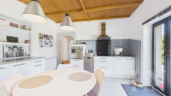 Gepflegte Doppelhaushälfte mit Terrasse, Balkon & ausgebautem Dachgeschoss