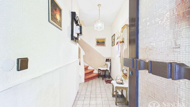 Charaktervolles Wohnhaus mit 3 Wohnebenen, Garten und Garage in ruhiger, gefragter Wohnlage