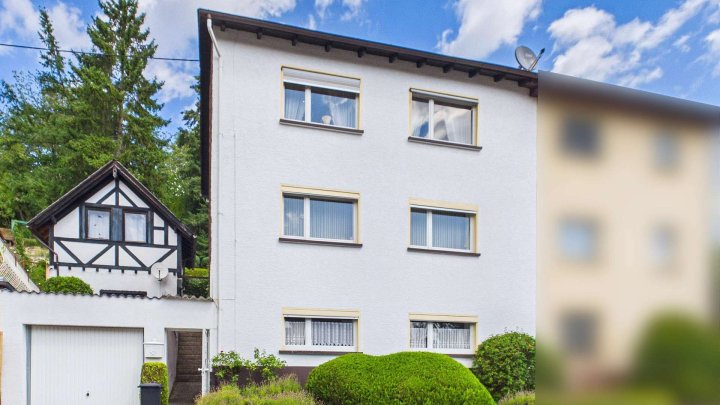 Wohnhaus mit 3 Wohnebenen, Garten und Garage in ruhiger und gefragter Wohnlage