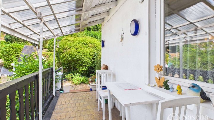 Charaktervolles Wohnhaus mit 3 Wohnebenen, Garten und Garage in ruhiger, gefragter Wohnlage