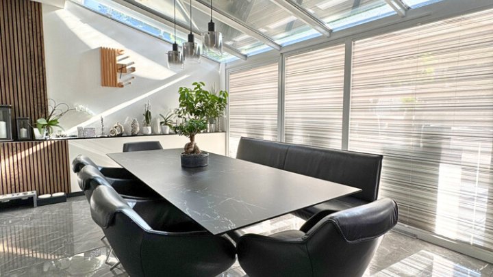 Wohnen + Arbeiten, luxuriös saniert auf über 324m² Gesamtfläche