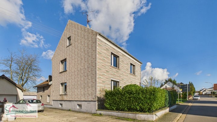 GRENZE L-REMICH: WOHNHAUS MIT BAUGRUNDSTÜCK