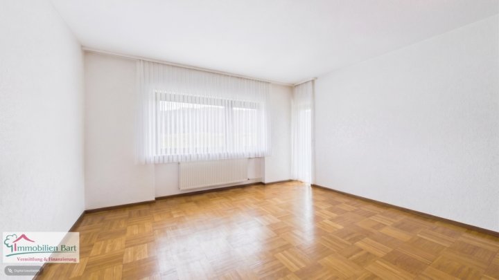 LOSHEIM: NATUR PUR! CHARMANTES WOHNHAUS MIT GARTEN UND SCHÖNER AUSSICHT INS GRÜNE!
