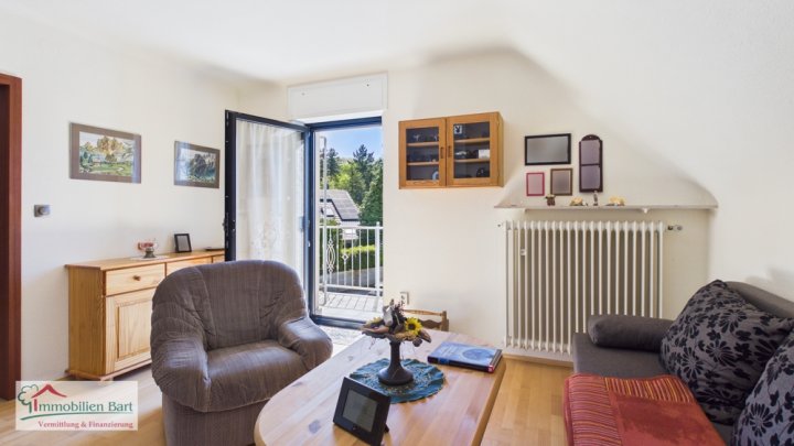 MERZIG-HILBRINGEN: CHARMANTES WOHNHAUS / PV-ANLAGE / GARTEN / GARAGE / TOP LAGE!