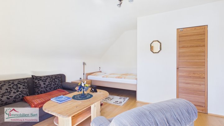 MERZIG-HILBRINGEN: CHARMANTES WOHNHAUS / PV-ANLAGE / GARTEN / GARAGE / TOP LAGE!