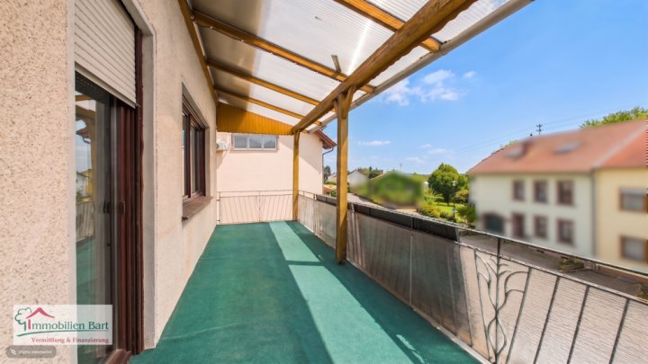 GRENZNÄHE LUXEMBURG: WOHNHAUS MIT GARAGE UND GARTEN IN TOP LAGE VON ORSCHOLZ