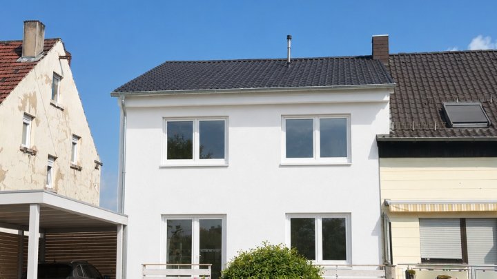 Kernsaniertes EFH mit Garantie zum Erstbezug in Göttelborn mit schönem Garten