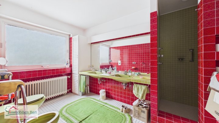 BOUS: CHARMANTES WOHNHAUS IN RUHIGER WOHNLAGE