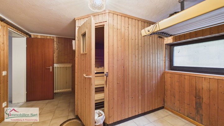 BOUS: CHARMANTES WOHNHAUS IN RUHIGER WOHNLAGE