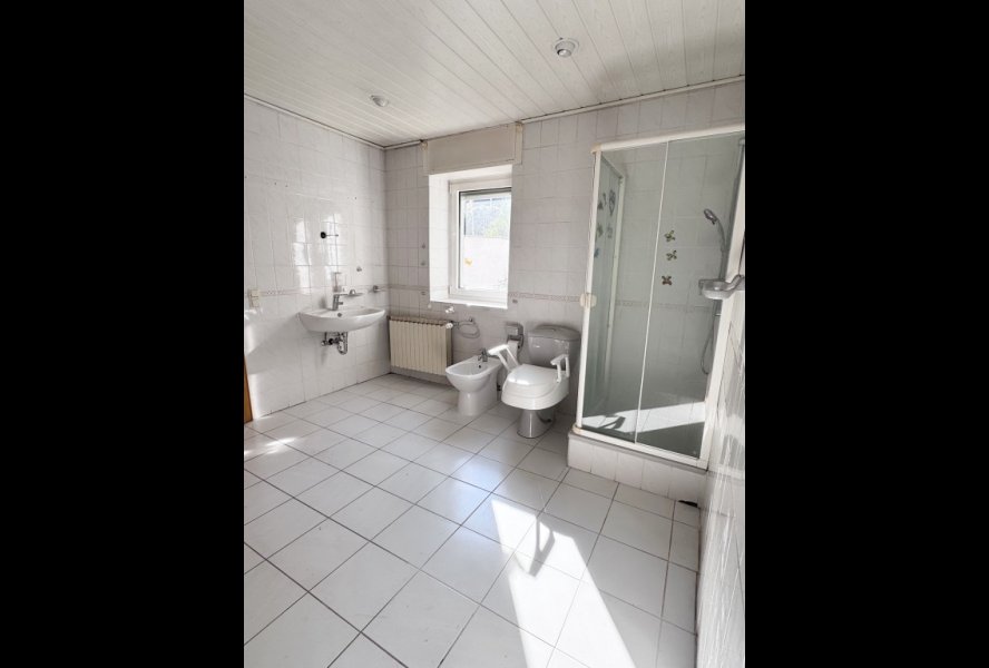 Duschbad EG
