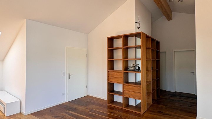 Erstbezug - voll möblierte, lichtdurchflutete Penthouse Wohnung