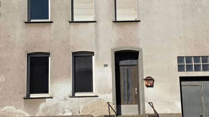 1.474 m² in Saarlouis-Lisdorf. Platz für große Pläne