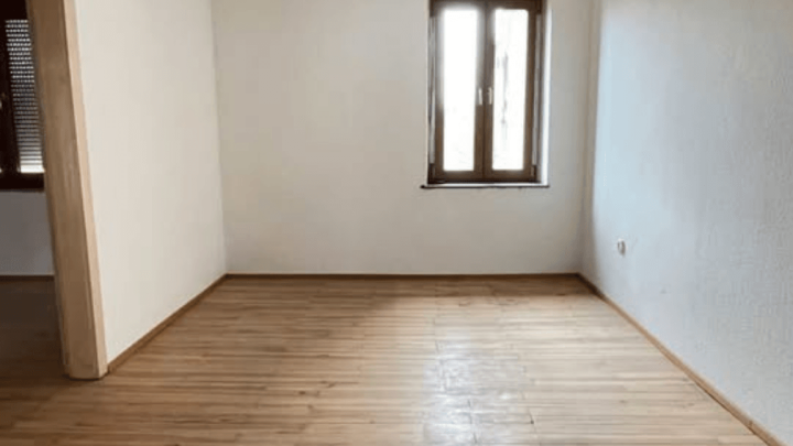 1.474 m² in Saarlouis-Lisdorf. Platz für große Pläne