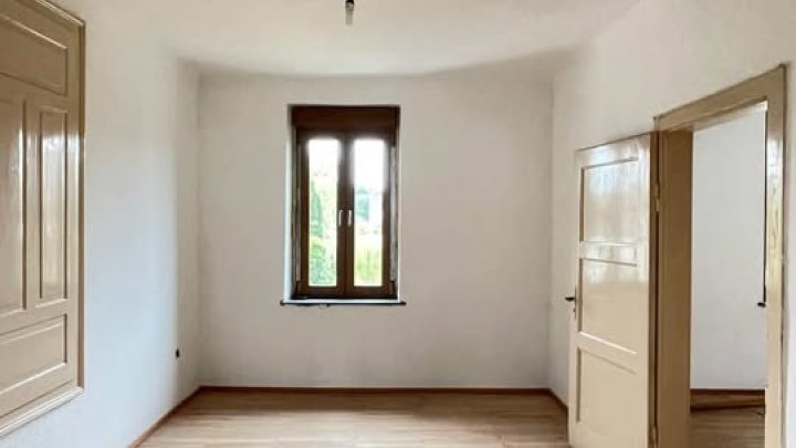1.474 m² in Saarlouis-Lisdorf. Platz für große Pläne