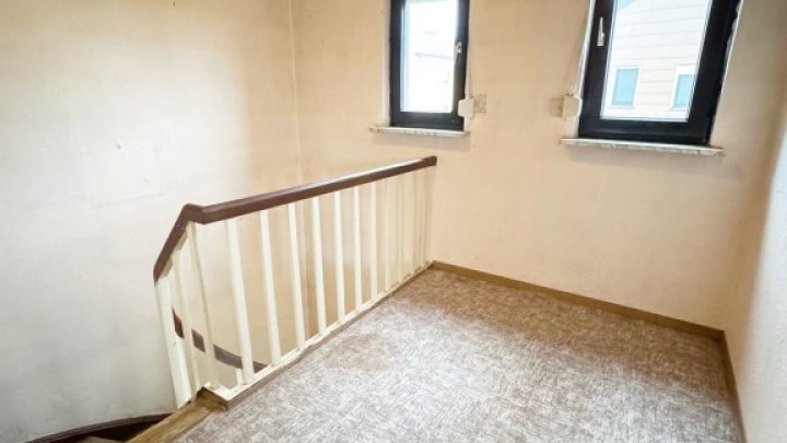 1- Fam. Haus  mit Garten und Garage in Sulzbach-Neuweiler!
