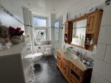 Badezimmer (Wohnung 1)