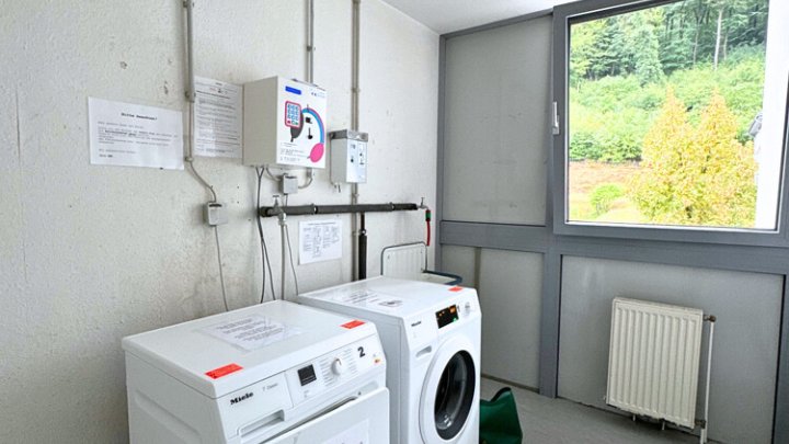 Helles 1-Zimmer-Apartment mit Küche, Uni-Nähe, zentral in Saarbrücken-Scheidt